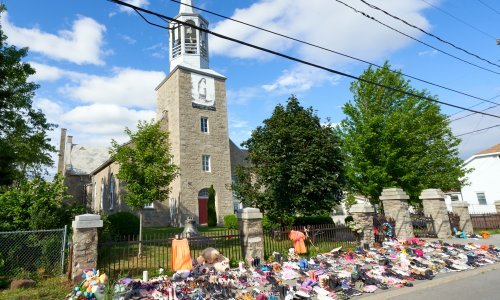 Kanada će platiti 40 milijardi dolara odštete djeci starosjedilaca