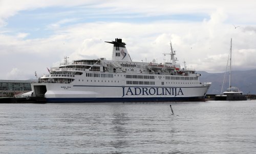 Jadrolinija lani prevezla 10,5 milijuna putnika i 3,1 milijuna vozila