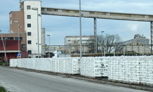 Petrokemija razmatra povlačenje dionica sa Zagrebačke burze