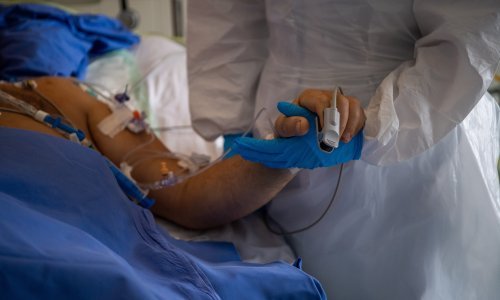 Mađarska očekuje novi rekordni dnevni broj covid slučajeva