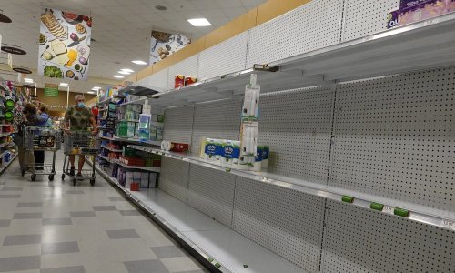 [FOTO/VIDEO] Panika među američkim trgovcima: Police sve češće ostaju prazne