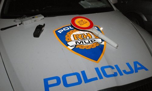 Karlovčaninu s debelim krim dosjeom počinje suđenje za pokušaj ubojstva policajaca