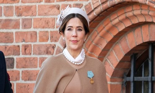 Magnet za poglede: Monokromatski look danske princeze Mary pun je pogodak