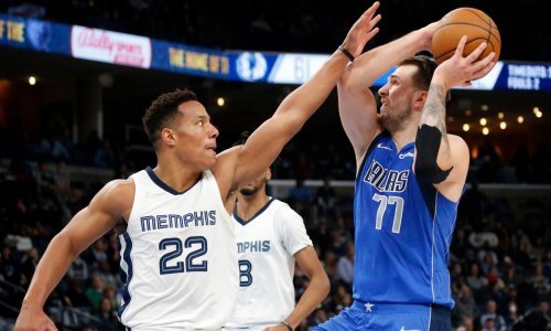 Luka Dončić stigao je do 40. 'triple-double' učinka u karijeri i tako prekinuo pobjednički niz Memphisa