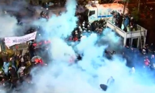 Prosvjednici: Turska je sekularna država i takva će i ostati!