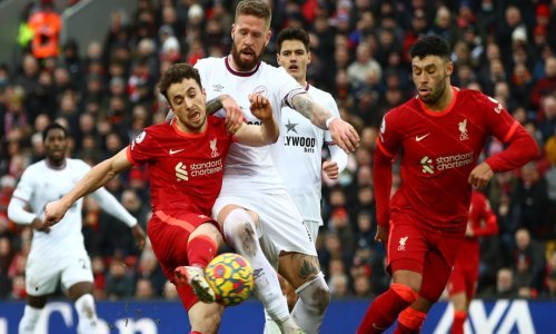 Liverpool je bez Salaha i Manea lako riješio slabašni Brentford, Nikola Vlašić skrivio gol u porazu svog West Hama