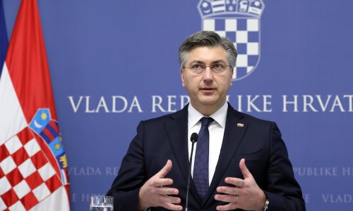[FOTO] Plenković obećao: U HNB-u ćete zauvijek moći promijeniti kune u eure. Govorim o novčanicama, ne o kovanicama