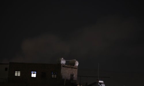 Arapska koalicija zračni napadom na Sanu uzvraća jemenskim pobunjenicima