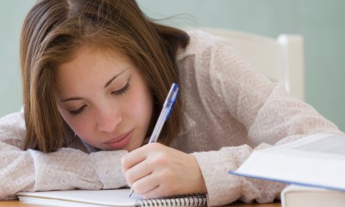 Nakladnik V.B.Z. pokrenuo literarni natječaj za mlade do 18 godina