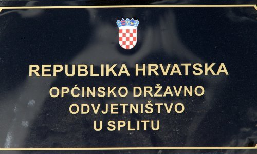 Optužen zbog pokušaja ubojstva dviju žena u Splitu koje je napao ničim izazvan