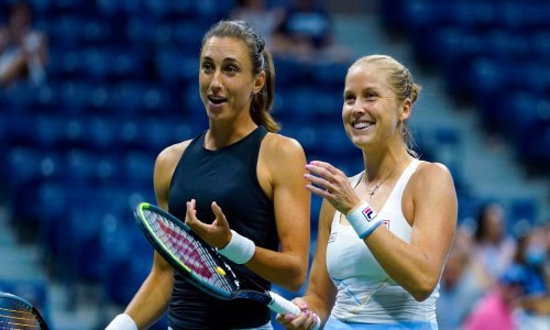 Poraz u pojedinačnoj konkurenciji nije označio kraj; Petra Martić s američkom partnericom izborila drugo kolo igre parova