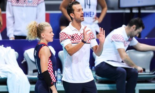 Hrvatski odbojkaški savez ga odbacio, a on odmah prihvatio ponudu iz Srbije i postao njezin izbornik