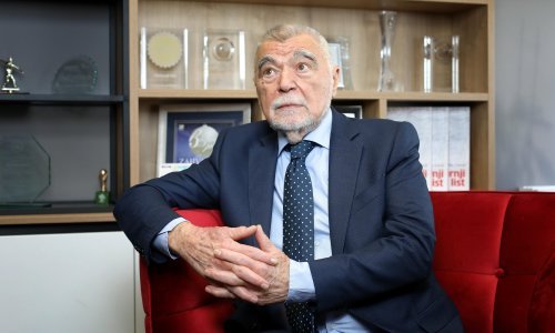 Mesić o BiH: Na sceni je opet 'tuđmanizacija', to je opasnost za Europu i svijet. Čović i Dodik su razbijači države