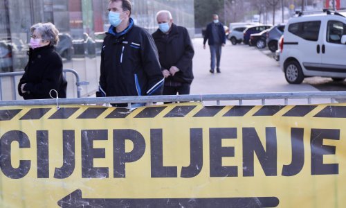 Splitska liječnica: Kliničke slike i broj hospitaliziranih i preminulih govore sami za sebe. Osobno mi je neshvatljiv bilo koji razlog za necijepljenje