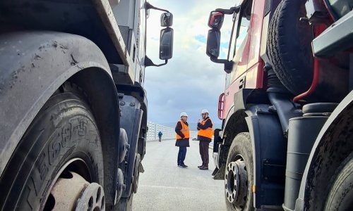 [FOTO/VIDEO] Pogledajte grdosije koje testiraju izdržljivost Pelješkog mosta i po njemu jure i do 60 km/h