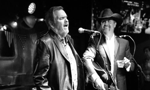 U 74. godini života preminuo legendarni Meat Loaf