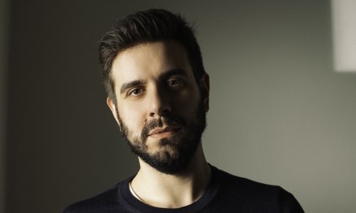 [ČUJ OVO] Pisac i dramatičar Dino Pešut: Prošla je zima bila tvrda. Psihijatrica mi je rekla da si pomognem Xanaxom, ali onda je izašla ova pjesma