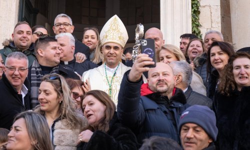 [FOTO] Zaređen novi dubrovački biskup mons. Roko Glasnović