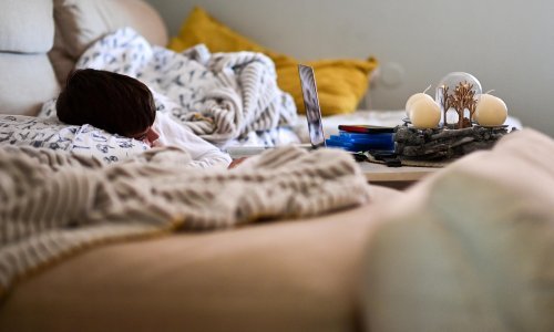 Sve više male djece oboljeva od koronavirusa. Neuropedijatrica upozorila kada treba potražiti liječničku pomoć