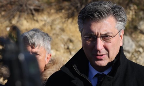 Uhićen 72-godišnjak zbog 'vrijeđanja i omalovažavanja' Plenkovića, evo što je napisao