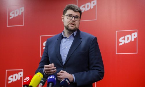Grbin o uhićenju u Zadru: Plenkovićeva policija reagirala je kao u dobra stara vremena kada je Udba žarila i palila