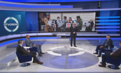 Pupovac: Priča o referendumu nalikuje na freak show; Grmoja: Freak show je možda bio u Banjoj Luci