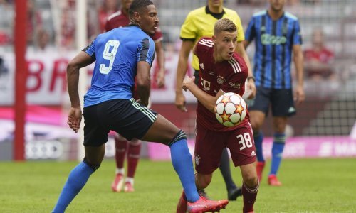 Mladi hrvatski reprezentativac pred potpisom je profi ugovora s Bayernom, ali sada bi ga htjela i Barcelona?!