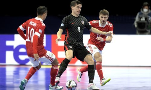 [FOTO] Hrvatski majstori futsala bez šansi protiv moćnih Rusa; sve je krenulo po zlu već na početku kada je 'sjevnuo' crveni karton