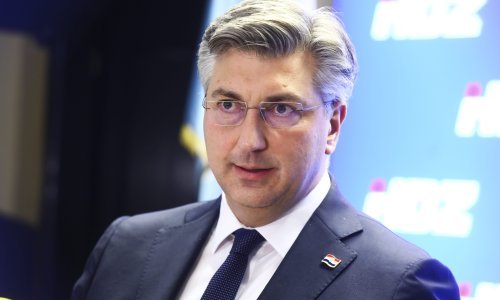 [FOTO/VIDEO] Plenković objavio kako će pomoći s računima za struju i plin: 'Proširit ćemo krug naknada za socijalno ugrožene obitelji, dio tereta će snositi HEP'