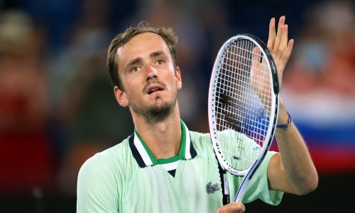 Kakav preokret Daniila Medvjedeva; izgubio je prva dva seta i spasio jednu meč loptu, ali ipak će igrati u polufinalu