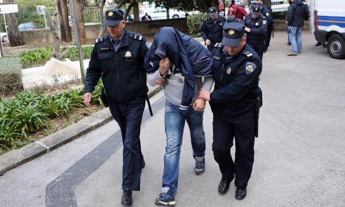 Pala zločinačka banda koja je iz Hrvatske organizirala ilegalni prijevoz 90 tona cigareta iz Dubaija, a plan im je bio švercati i kokain