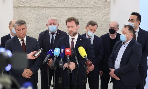 [VIDEO/FOTO] Banožić pozvao Milanovića za stol, pa komentirao njegove riječi o povlačenju vojske iz Ukrajine