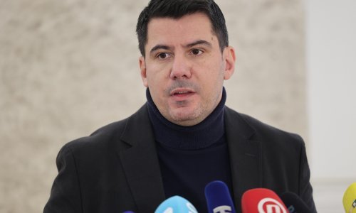 [VIDEO/FOTO] Grmoja: Plenković već tjednima skriva zahtjev za skidanje imuniteta Grlića Radmana zbog korupcije