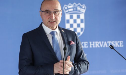 [VIDEO] Vlada nema rok za odluku o skidanju imuniteta Grliću Radmanu, oglasio se i ministar: Sabljak je politički izmanipuliran od Grmoje