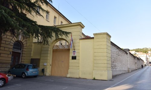 Objavljeni detalji unosa droge i mobitela u šibenski zatvor, a otkriveno je i koliko je najmanje zaradio čuvar koji je bio ključ operacije