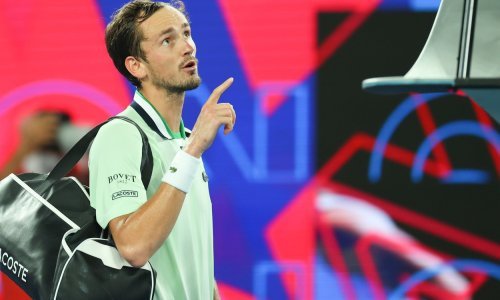 Skandal u borbi za finale Australian Opena; evo zašto je Rus Medvjedev izgubio živce i zbog jednog čovjeka urlao na suca: Jesi li glup?