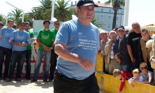 Kerum prebacuje imovinu, napustila ga i sestra Nevenka!