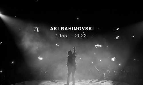 Potpuno promijenjena web stranica Parnog Valjka - ovo je divna posveta legendarnom Akiju