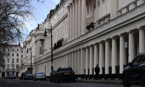 Britanija prijeti sankcijama poslovnim ljudima najtješnje vezanima uz Putina