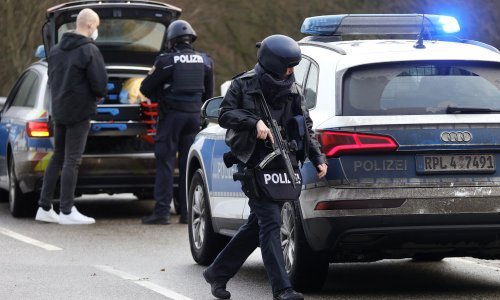 Napad na zapadu Njemačke; u redovitoj ophodnji ubijeno dvoje mladih policajca, traga se za počiniteljima