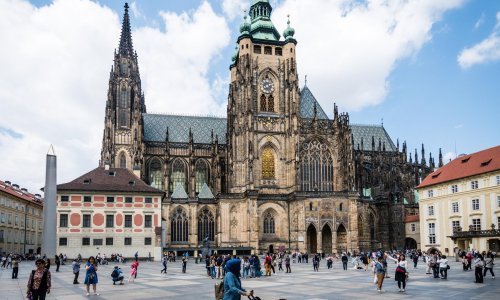 Česi od ponedjeljka više ne moraju pokazivati covid potvrde