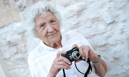 U ponedjeljak se otvara izložba Slavke Pavić u Fotogaleriji Dubrava; u fokusu njezinih radova ovaj put su željeznica, vlakovi i kolodvor