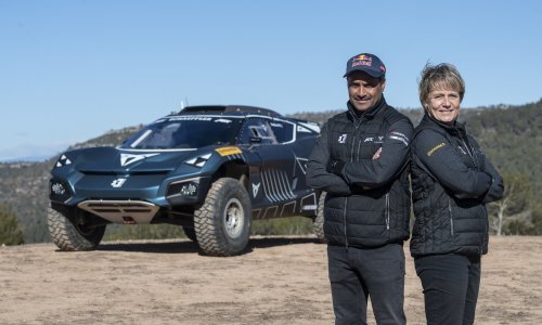 [FOTO/VIDEO] Jutta Kleinschmidt i Nasser Al-Attiyah u momčadi ABT Cupra XE za utrke Extreme E u 2022. godini
