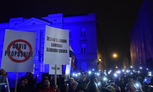 Prosvjed protiv testiranja u školama: 'Maltretiraju djecu, troši se, a u školama nema sapuna i toplog obroka'