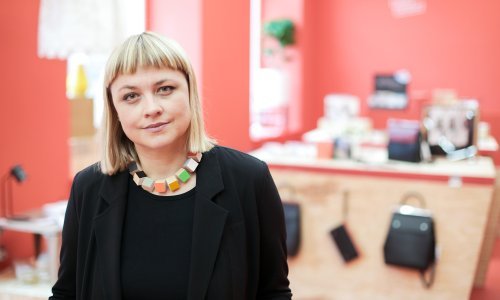 Članica Komisije o skandalu s eurokovanicom: 'Autor bi se trebao ispričati, ali krivnja nije na njemu nego na sustavu koji je omogućio da do toga dođe'