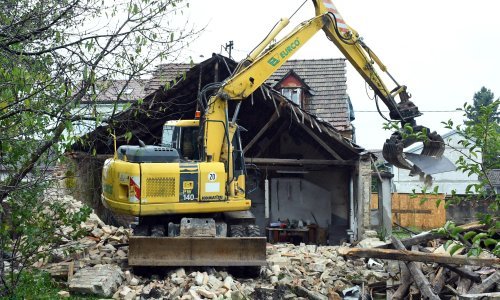 Muškarac bagerom oštetio vodovod istočne Slavonije, bez vode ostalo 42 tisuće korisnika