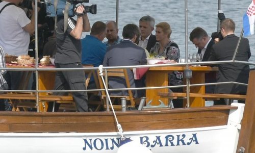 Grabar-Kitarović o Prevlaci: Bolje se dogovoriti nego ići na sud