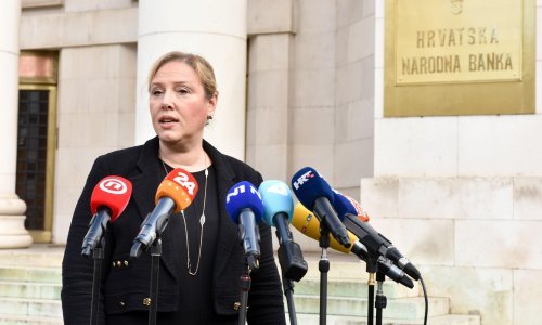 [FOTO/VIDEO] Viceguvernerka HNB-a Ivana Jakir Bajo objavila novi natječaj za kovanicu od jednog eura: Pranjković nije povukao druge radove
