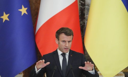 Macron poziva na smirenost u rješavanju ukrajinske krize