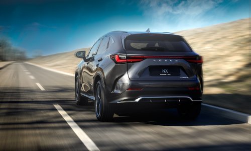 Toyota zbog nestašice čipova i bolovanja planira proizvesti manje automobila